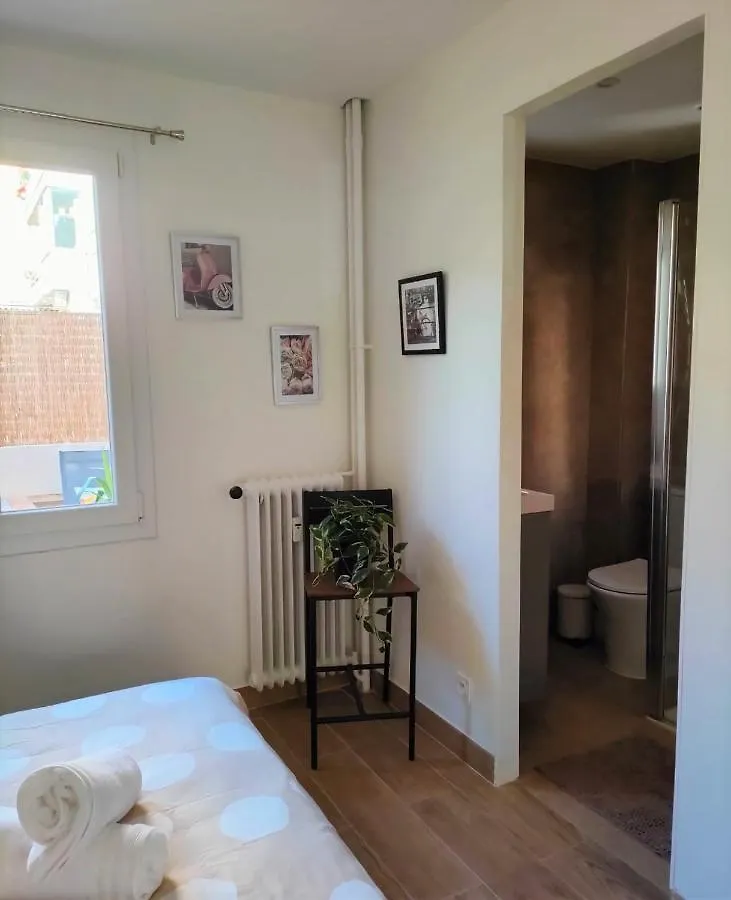 Apartment Antibes Centre, 3 Chambres, 2 Salles De Bain, Clim, Terrasse, Wifi