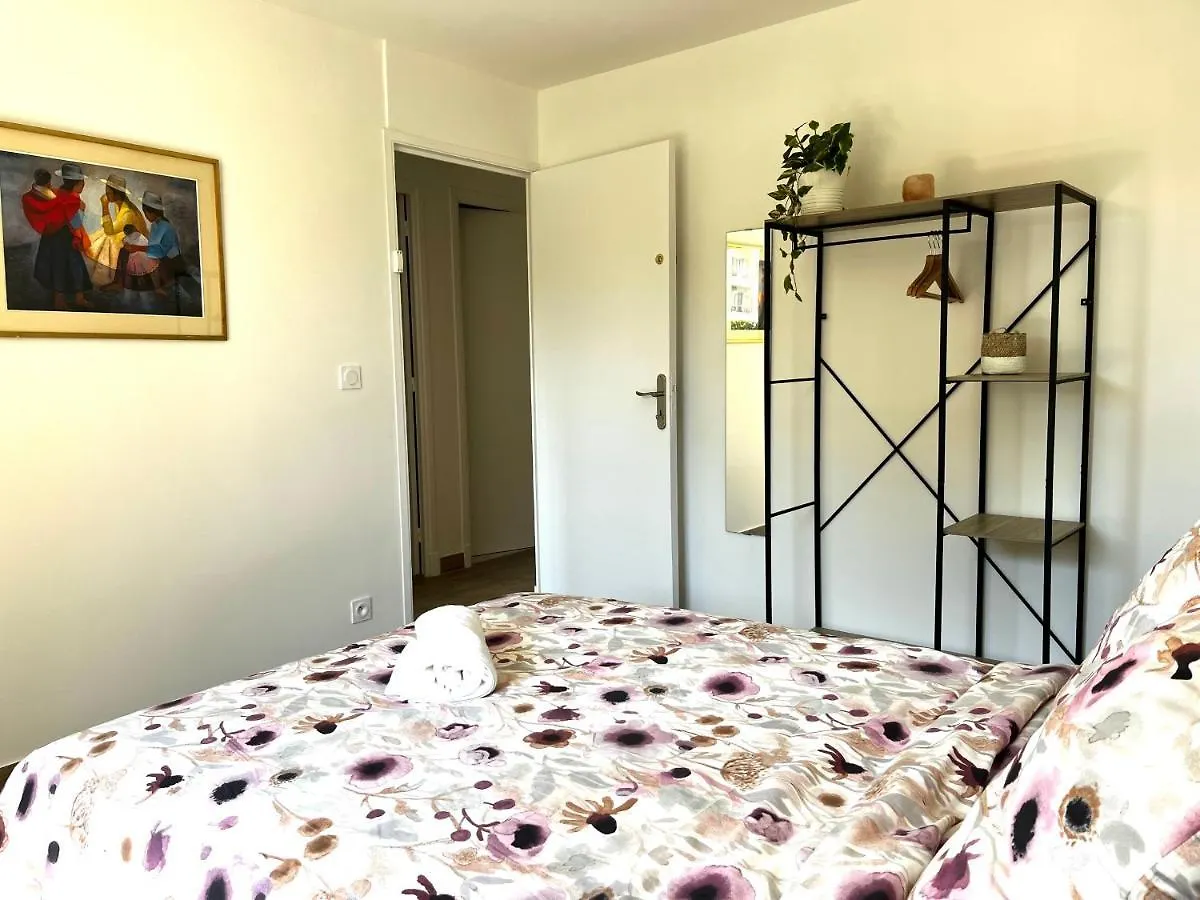Antibes Centre, 3 Chambres, 2 Salles De Bain, Clim, Terrasse, Wifi